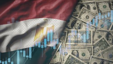 مصر تواجه ضغوط الدولار.. وتهديدات ترمب تدفع النفط للصعود