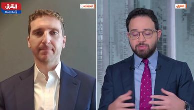 هل يستمر ضعف الدولار مع تراجع التوترات العالمية؟