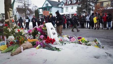 مينيابوليس تشتعل بعد مقتل إيريني جود برصاص «آيس»