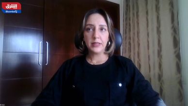 خفض الفائدة يضغط هوامش الربح ويحفز الائتمان بالبنوك السعودية