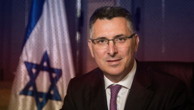 تقدم في مفاوضات دمشق وتل أبيب.. وإدانات دولية لزيارة ساعر لـ"هرجيسا"