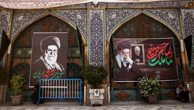 هل تنجح القيادة الجماعية في إدارة طهران بعد خامنئي؟