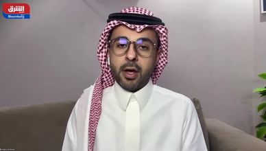 "أرامكو" تتراجع.. و"سابك" تواصل الأداء الإيجابي رغم المخاطر