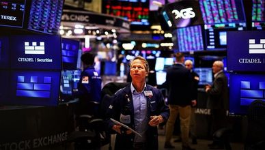 ارتياح سوري بعد إلغاء عقوبات "قيصر".. والأسهم العالمية تتراجع