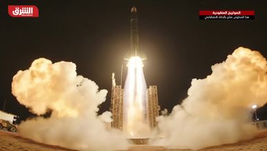 الصواريخ العنقودية.. سلاح يحوّل صاروخا واحدا إلى عدة أهداف