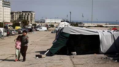 نزوح عكسي للسوريين من لبنان مع اتساع رقعة الحرب