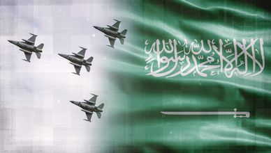 السعودية تتصدى لهجمات حوثية.. وضربات تستهدف قدرات الجماعة