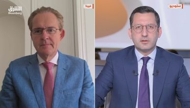 النفط فوق 100 دولار.. هل يحسم "شرق-غرب" اتجاه الأسعار؟