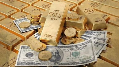 الدولار يضعف والذهب يقفز.. وترمب يضغط وأوروبا تتريث