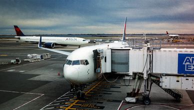 الهدنة المؤقتة.. واقع الطيران في المنطقة