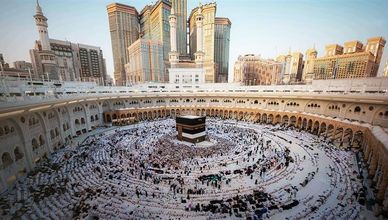 3 توسعات سعودية صنعت نقلة تاريخية غيرت وجه الحرم المكي