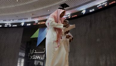 ضغوط مؤقتة على تاسي.. وتوقعات إيجابية تدعم الاقتصاد السعودي