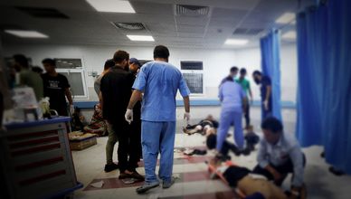 حرب ضد الموت.. الجوع والحصار ينهكان "أطباء غزة"