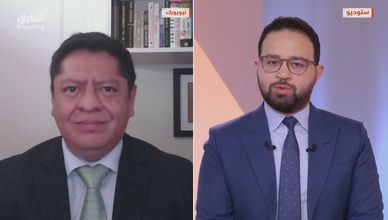 الذكاء الاصطناعي ينعش وول ستريت.. والاقتصاد الحقيقي تحت الضغط