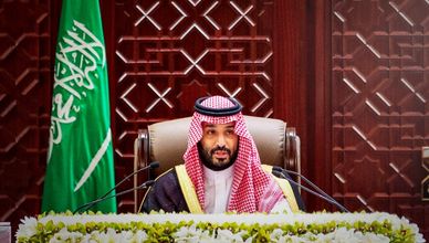موقف سعودي حاسم تجاه غزة وقطر.. وتحرك عسكري مصري غير مسبوق في إفريقيا