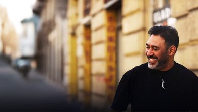 عمرو مصطفى.. مسيرة فنية حافلة بأكثر من ألف أغنية