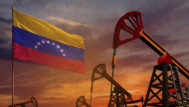 انتهاء العمليات في حلب.. وترمب يسمح ببيع نفط فنزويلا لروسيا