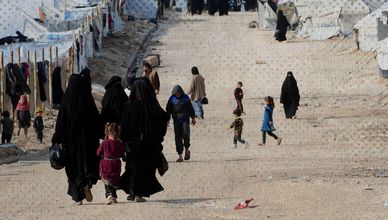 مخيم الهول.. السوريون يترقبون انفراجا طال انتظاره