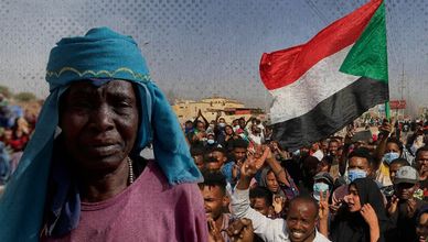 السيتي ودورتموند في اختبار ناري.. وبونو يواصل رحلة التألق