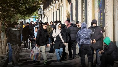 تصاعد احتجاجات إيران.. وترمب يلوح بضربة قوية