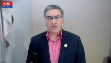 رغم التوترات الإيرانية.. النفط يتراجع بفضل التدفقات البديلة والتحوطات الآجلة