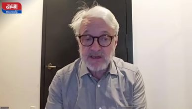 هل يقود ضعف الدولار الاقتصاد الأميركي لمخاطر تضخمية؟