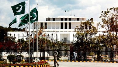 واشنطن بين ملفات إيران ولبنان.. وتوترات إسلام آباد تتصاعد