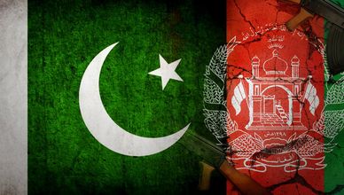 إيران تفتح باب التفاوض النووي.. وانهيار محادثات باكستان وأفغانستان وسط هدنة حذرة