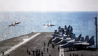 الحرب مع إيران.. غارات مكثفة وهجمات صاروخية متبادلة