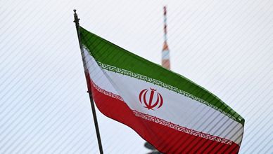 الجيش السوري يفتح ممرات إنسانية.. وإيران تستعد لـ"المواجهة"