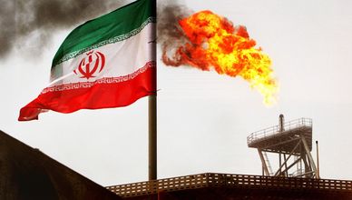 أنابيب النفط.. كيف تتحرك 40% من إمدادات الطاقة عالميًا؟