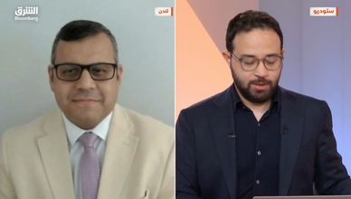 هل تبقي المخاطر الجيوسياسية النفط قرب 100 دولار للبرميل؟