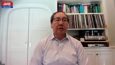 الدولار والسندات.. بين تقلب البيانات وحذر المستثمرين