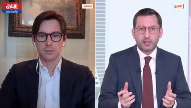 مضيق هرمز والمخزونات الأميركية يدفعان النفط نحو مسار صعودي