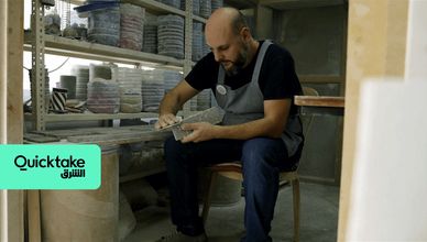 تدوير البلاستيك إلى قطع فنية في بيروت