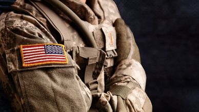 واشنطن تعيد هندسة نفوذها الإقليمي.. تفاهم أمني محتمل ومراجعة عسكرية عميقة