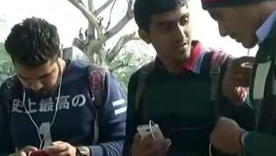 شركات الهواتف الصينيّة - تحت ضغط سلطات الهند