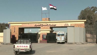 وول ستريت جورنال: مصر تحشد قواتها على الحدود مع رفح