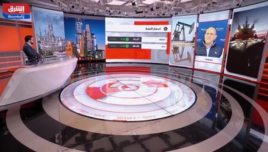 أسعار النفط تتمسك بعلاوة مخاطر جيوسياسية رغم فائض المعروض