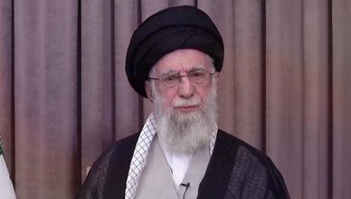 المرشد الإيراني: سنوجه ضربات قاسية لإسرائيل