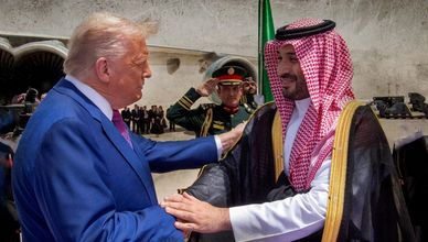 زيارة ترمب إلى "الشرق".. صفقات تاريخية وتسويات سياسية