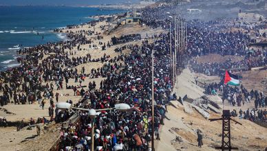 بعد غياب طويل.. الفلسطينيون يعودون إلى شمال غزة