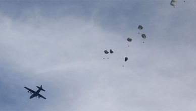 الإنزال الأميركي بداية الغوث ولكنه لا يحل أزمة المجاعة