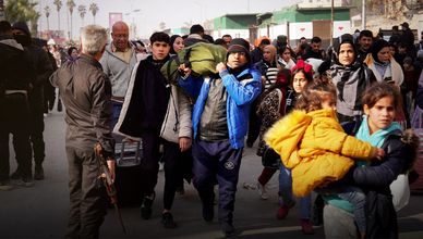 اليمن يشيد بالسعودية.. وحلب تواجه نزوحا كبيرا