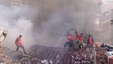 استهداف قنصلية إيران في دمشق.. واشنطن تنفي صلتها بالهجوم وطهران تتوعد بالرد