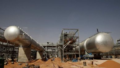 المطير: انخفاض صادرات النفط السعودي سيؤثر على نمو القطاع النفطي