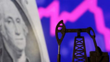 عادل: ارتفاع المخزونات الأميركية لأعلى مستوى يدفع أسعار النفط للتراجع