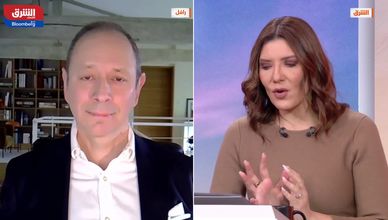 الأسواق العالمية بين النفط والذهب وصفقات الاستحواذ