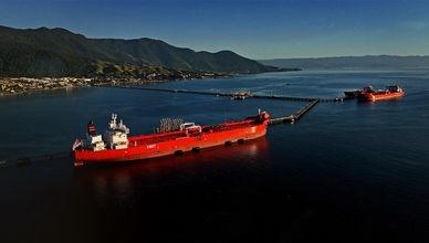 تعثر السلام يرفع النفط.. والأسهم الآسيوية في المنطقة الخضراء