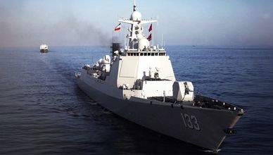 مناورات إيرانية وسط تحذيرات أميركية.. وترحيب دولي باتفاق "قسد" ودمشق